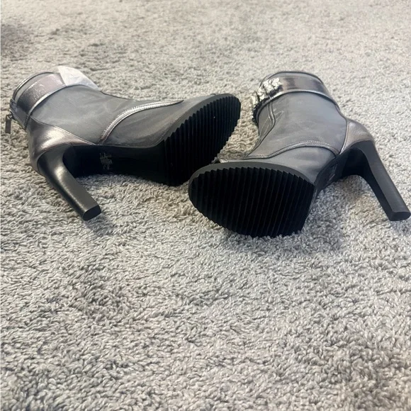 Karl Lagerfeld Silver and Gray Heeled Boots - Picture 4 of 5